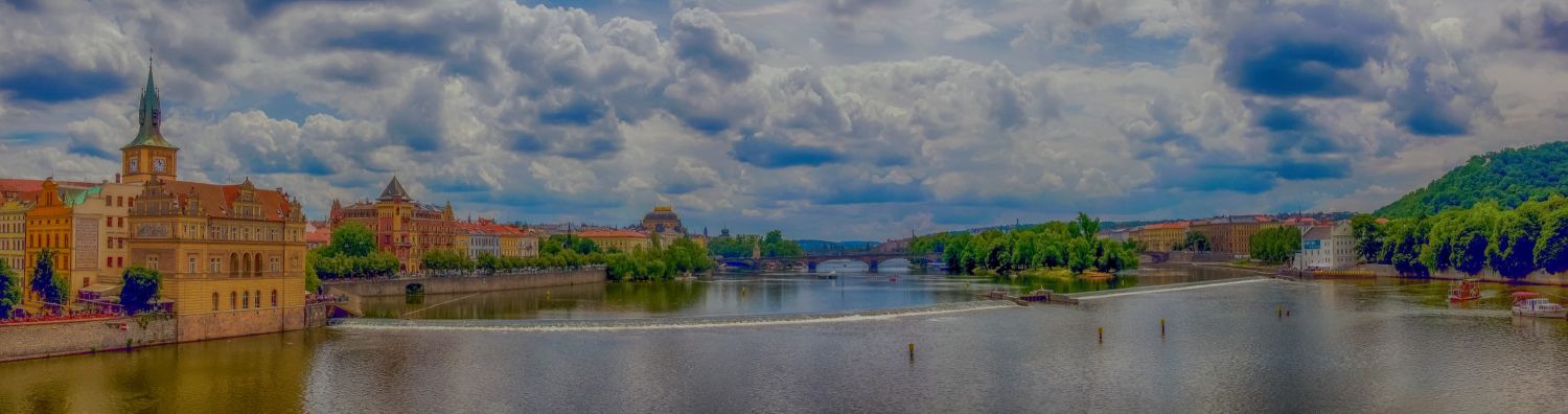 Prague from Charles Bridgehdrjpg